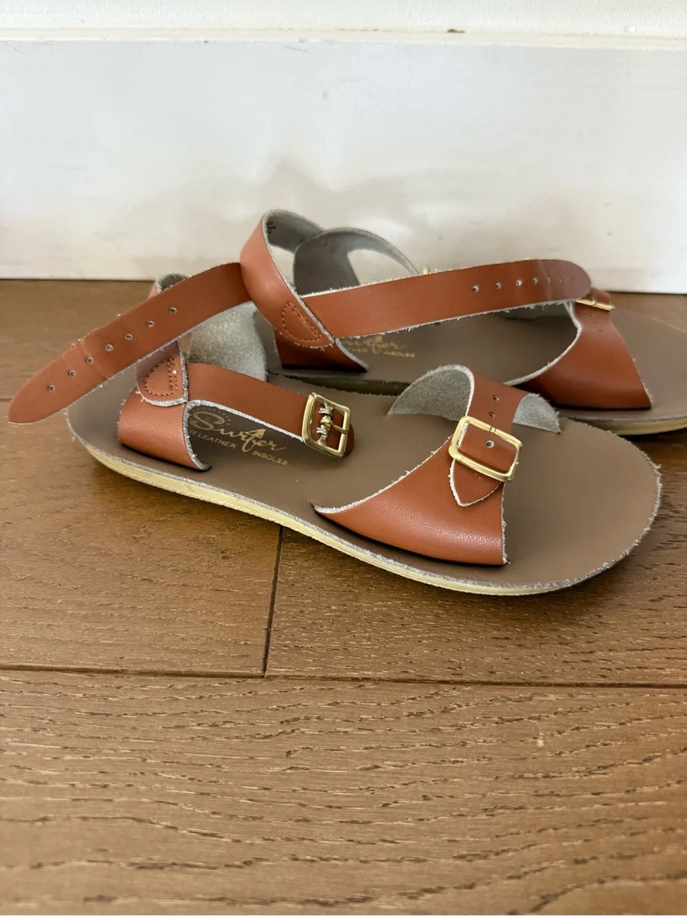 Salt Water Sandals by Hoy Tan Brown Leather Sun-San Surfer - Little Kid Youth